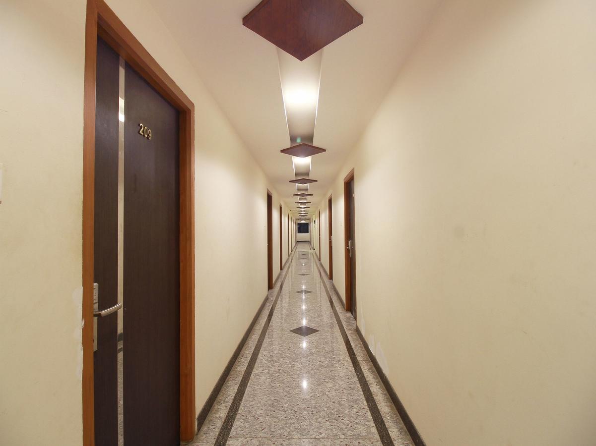 Oyo 11489 Pkn Classic Regency Madurai Exterior foto